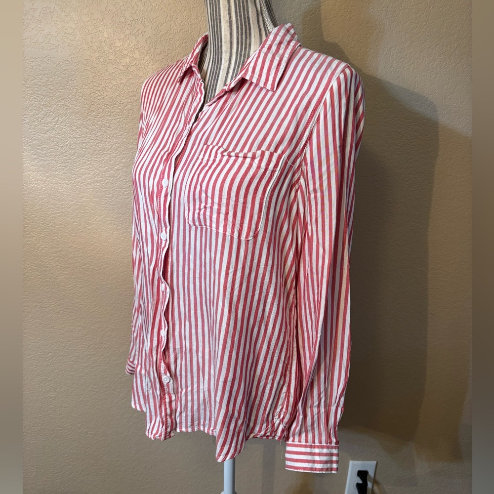 beachlunchlounge Shirt Medium Red White Striped Collared Button-Down Long-Sleev - Picture 7 of 13